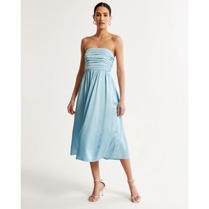 ABERCROMBIE & FITCH SATIN EMERSON RUCHED STRAPLESS MIDI DRESS